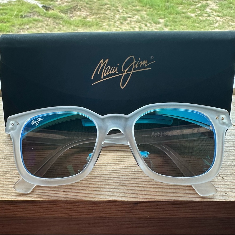Maui Jim Frosted Gray Sunglasses with Blue Lenses